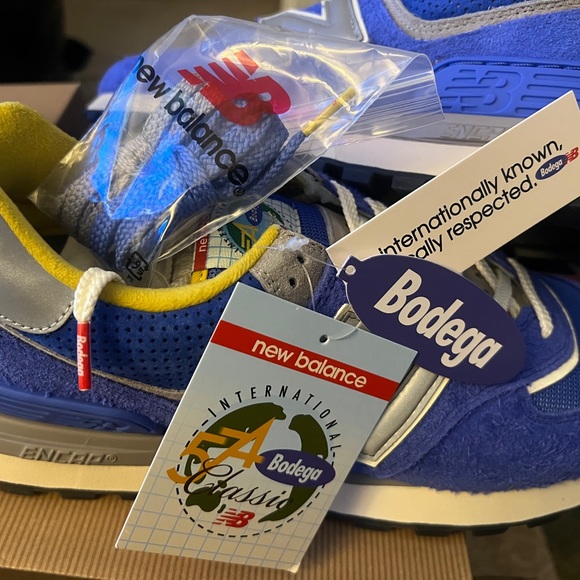 New Balance 574 x Bodega Legacy
Arrival & Departure Combo Pack Size 14
W/receipt - Picture 5 of 16